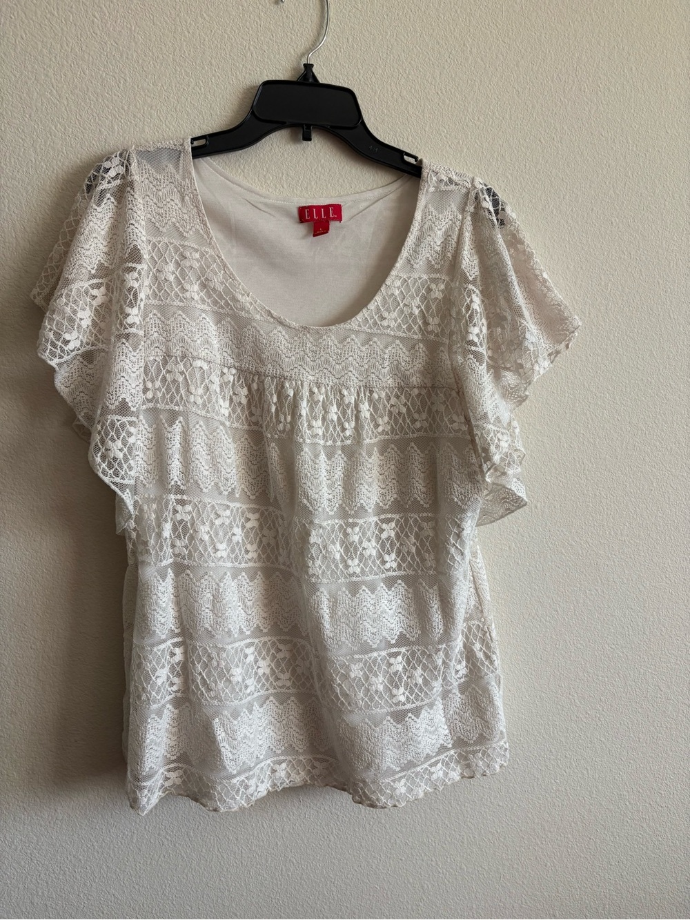 ELLE Cream Lace Ruffled Sleeve Blouse